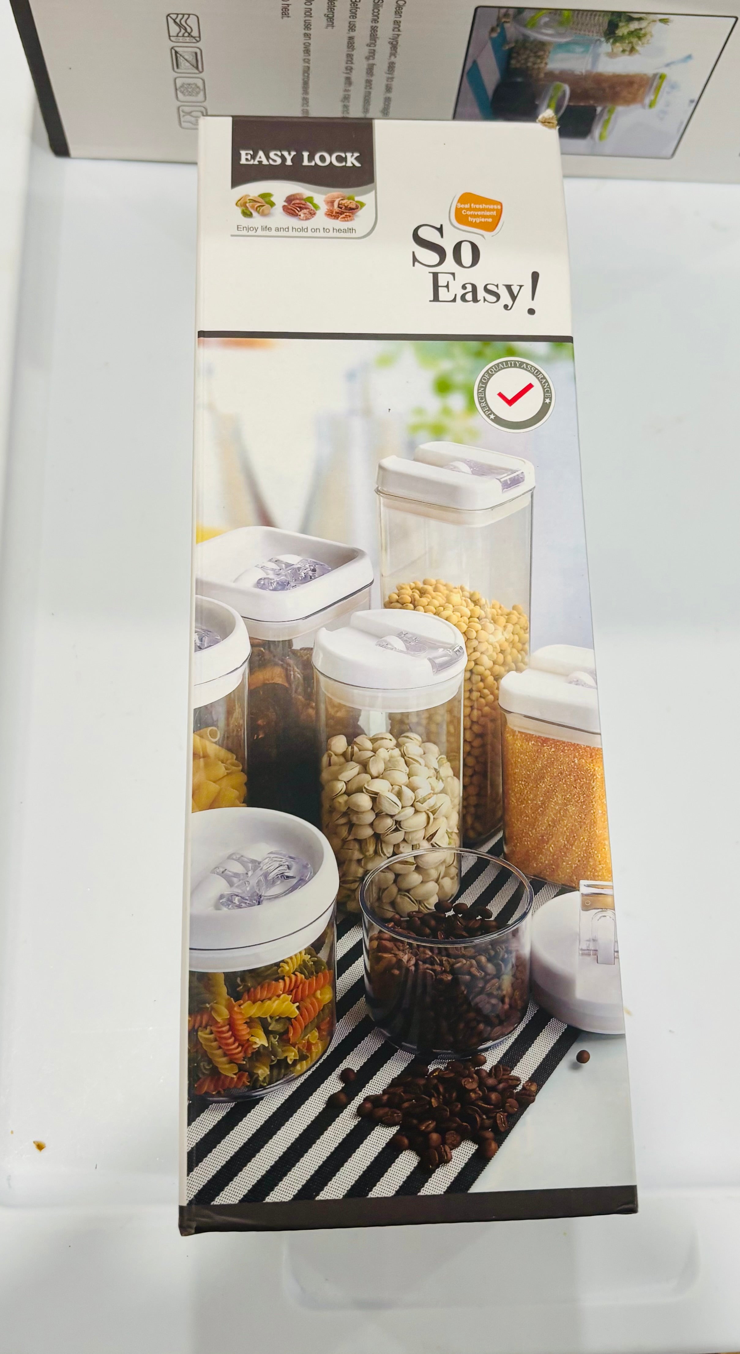 Easy Lock Airtight Food Storage Container – Kitchen Dry Food Storage Jar for Pasta, Beans, Coffee & Snacks
