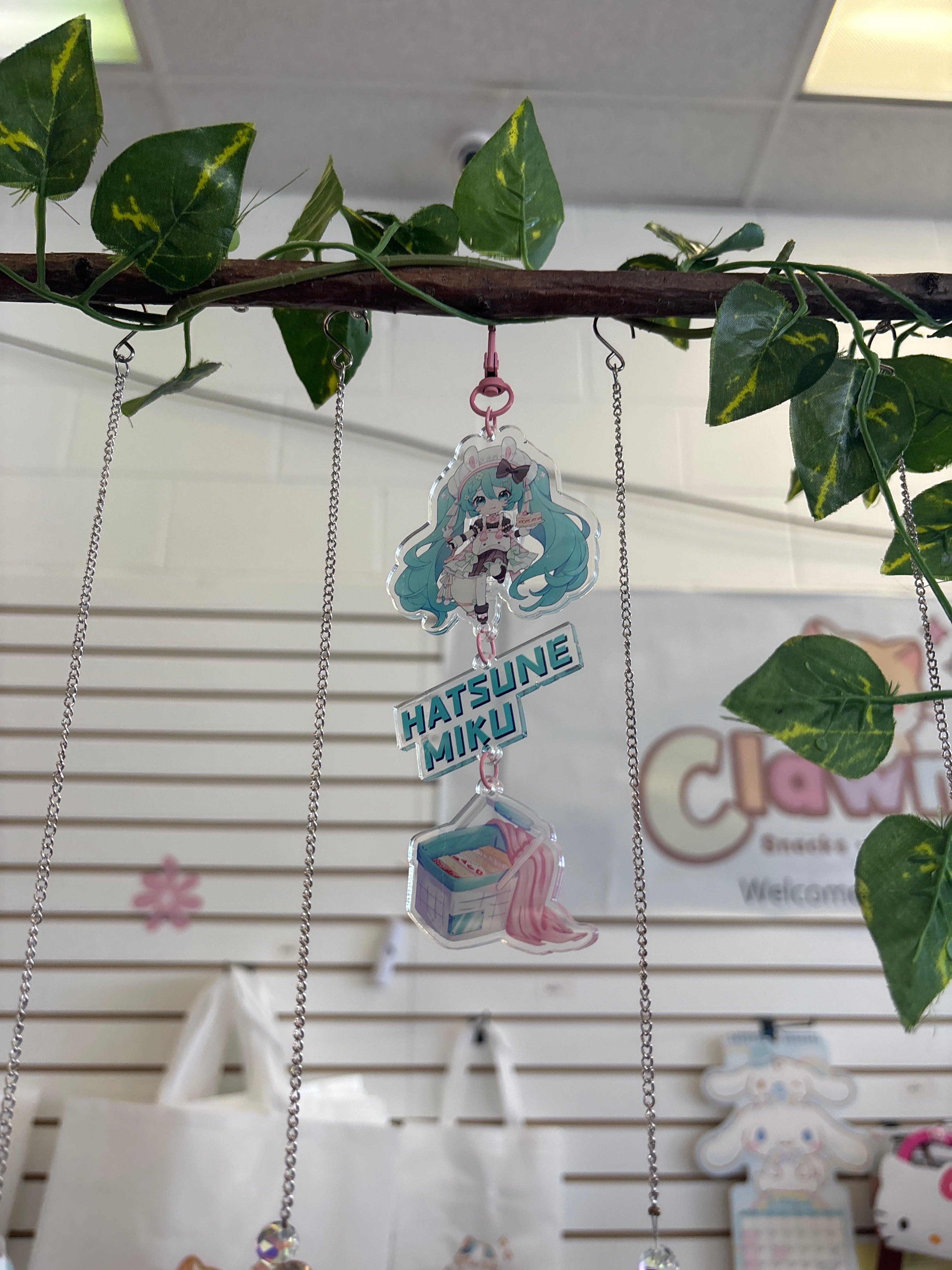 Hatsune Miku Acrylic Keychain Charm – Official Licensed Anime Keychain