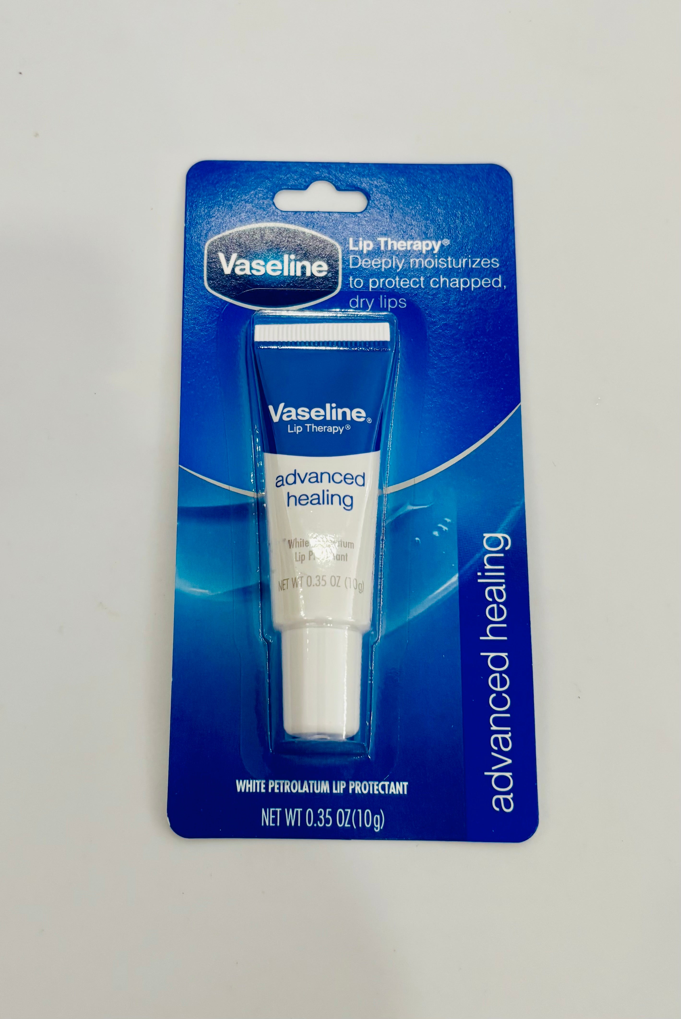 Vaseline Lip Therapy Advanced Healing 0.35 oz – White Petrolatum Lip Protectant for Dry, Chapped Lips