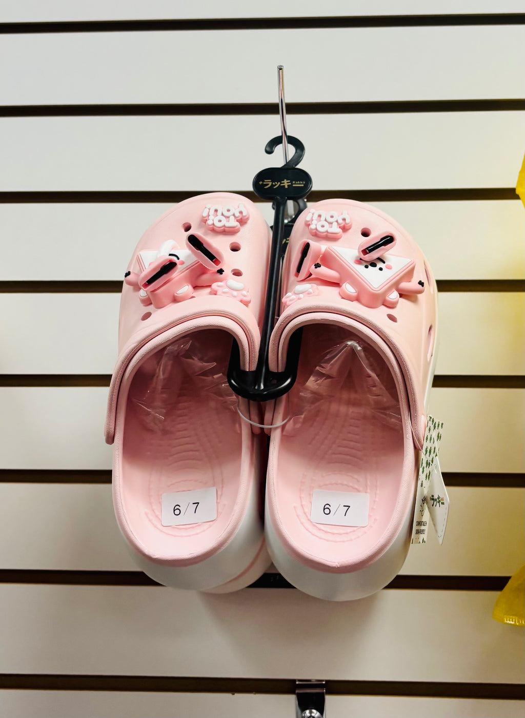 Kawaii Cartoon Clog Slippers with Charms – Cute DIY Crocs Style Sandals (Unisex, Multi Colors)