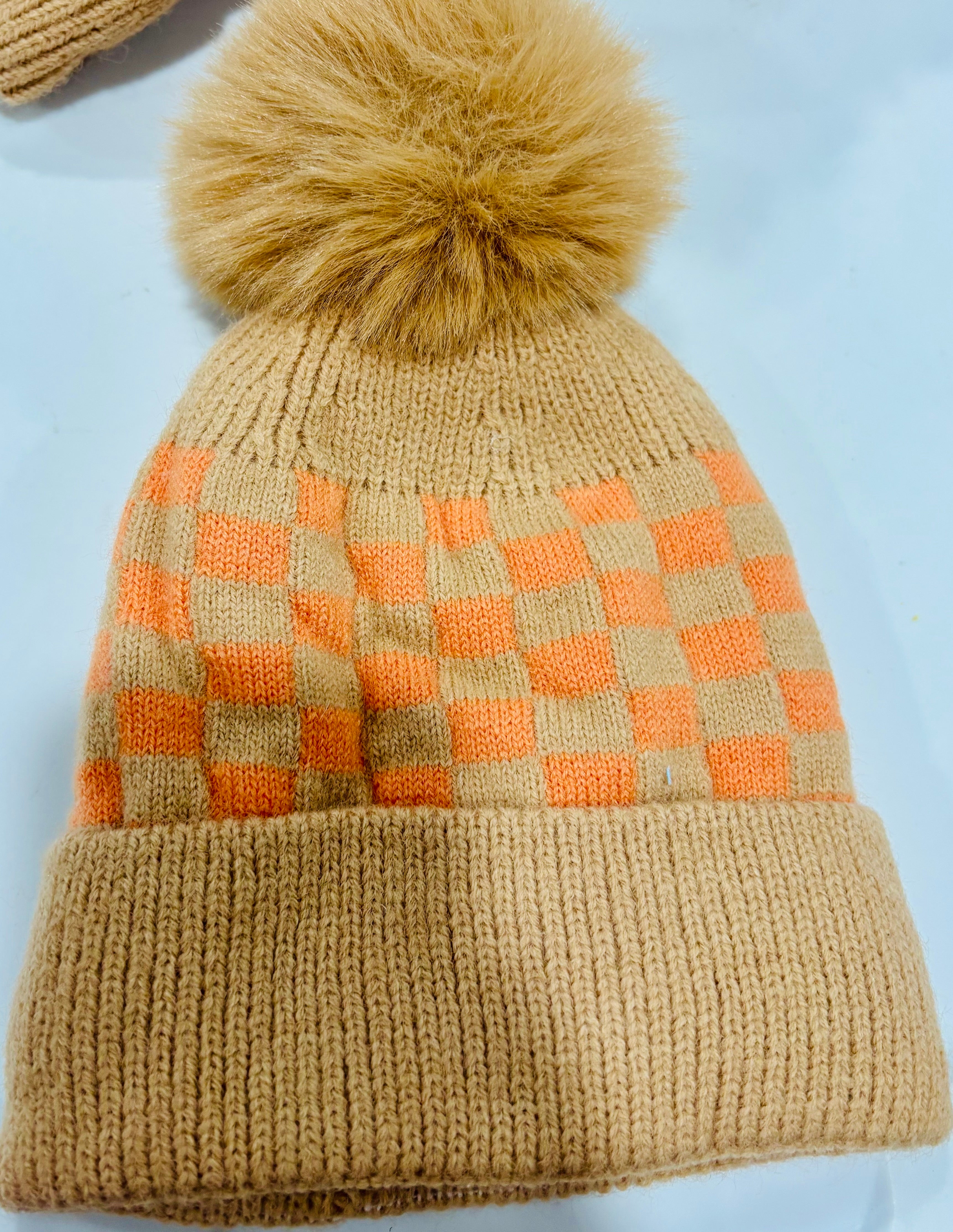 Winter Knit Beanie Hat with Pom Pom – Soft Warm Checkered Beanie