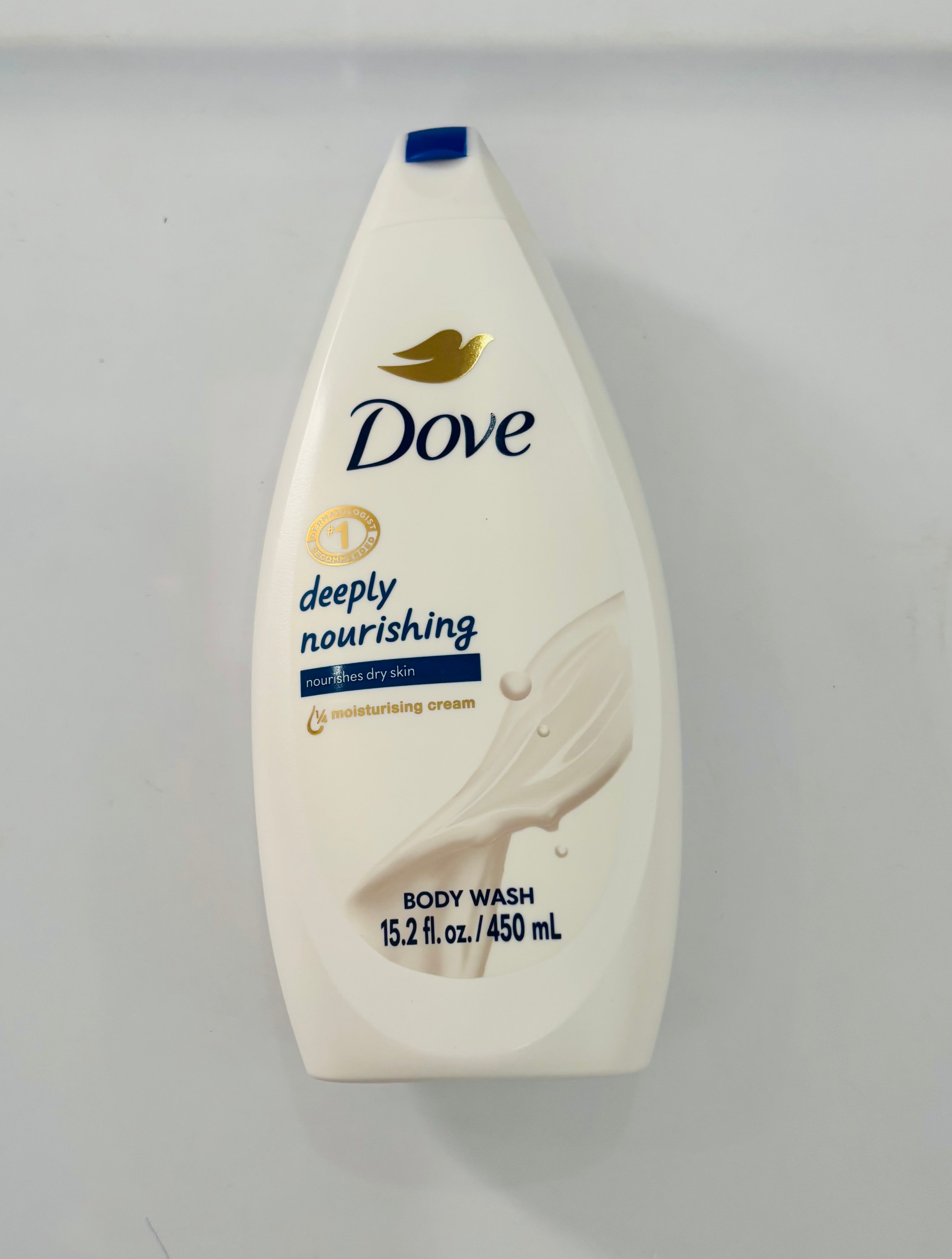 Dove Deeply Nourishing Body Wash 450ml – Moisturizing Shower Gel for Dry Skin with ¼ Moisturizing Cream