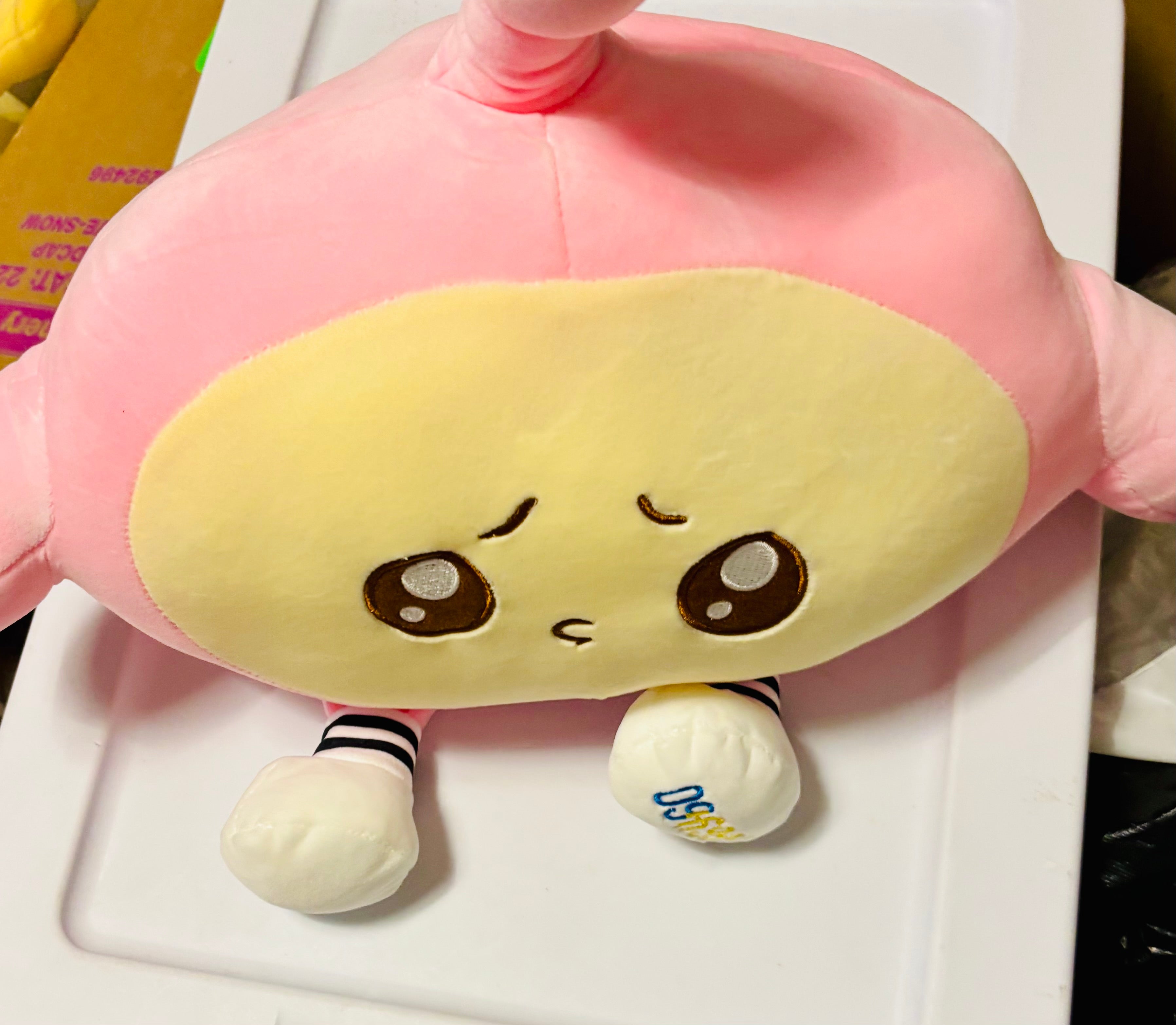 Cute Plush Throw Pillow – Kawaii Character Soft Decorative Cushion