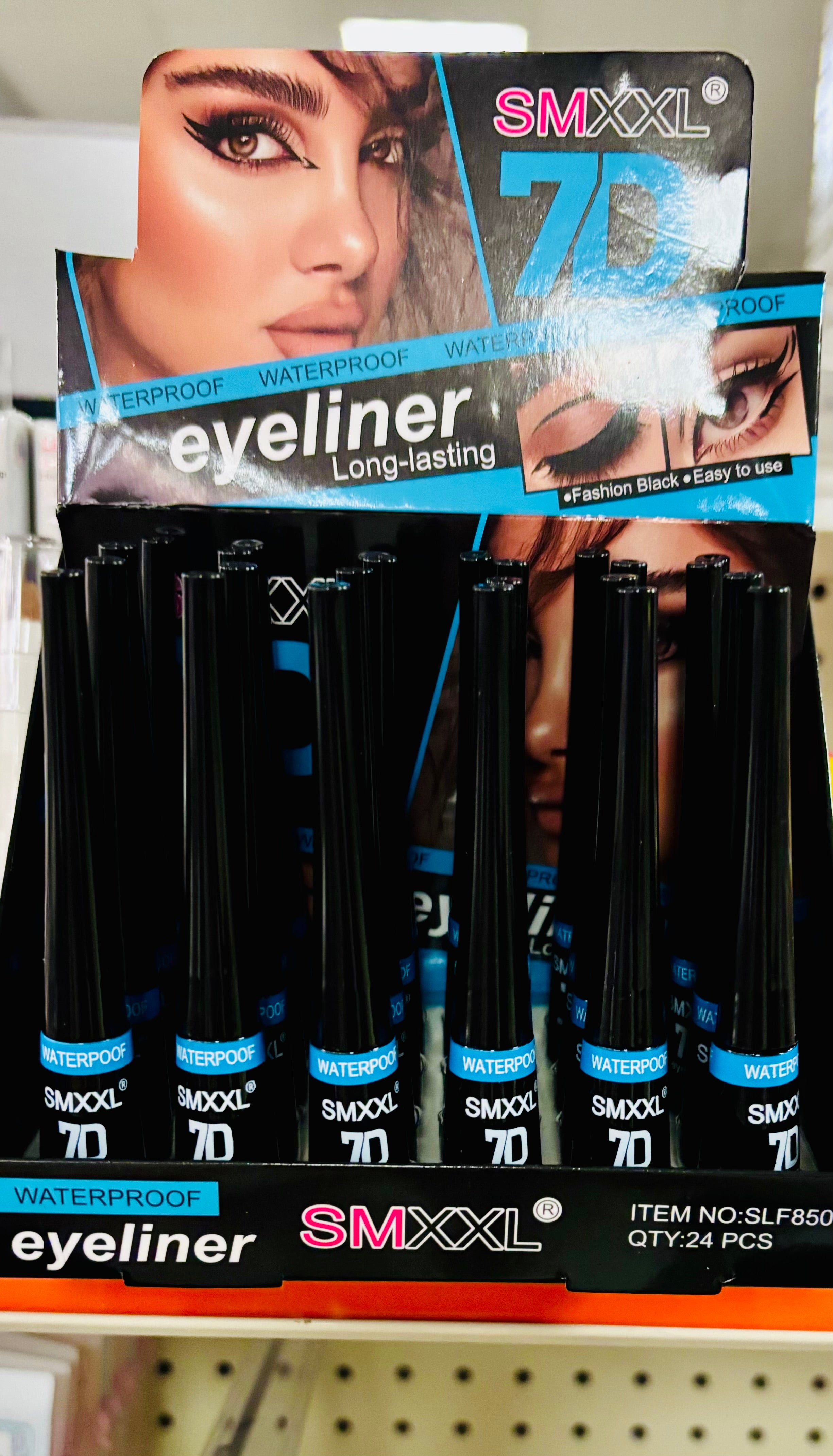 Waterproof 7D Liquid Eyeliner Pen – Long-Lasting Smudge-Proof Black Eyeliner (SMXXL)