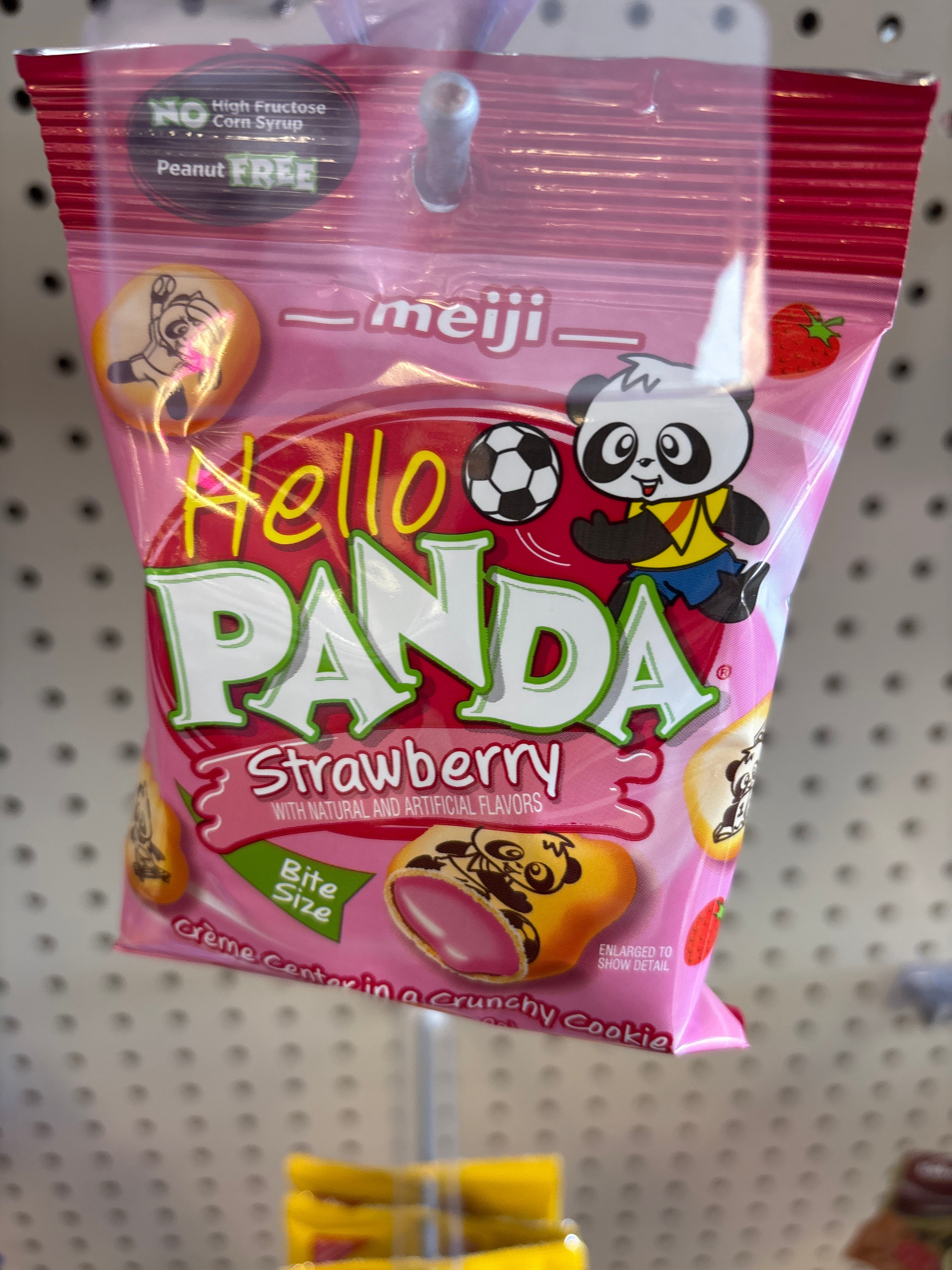 Meiji Panda Strawberry cookie