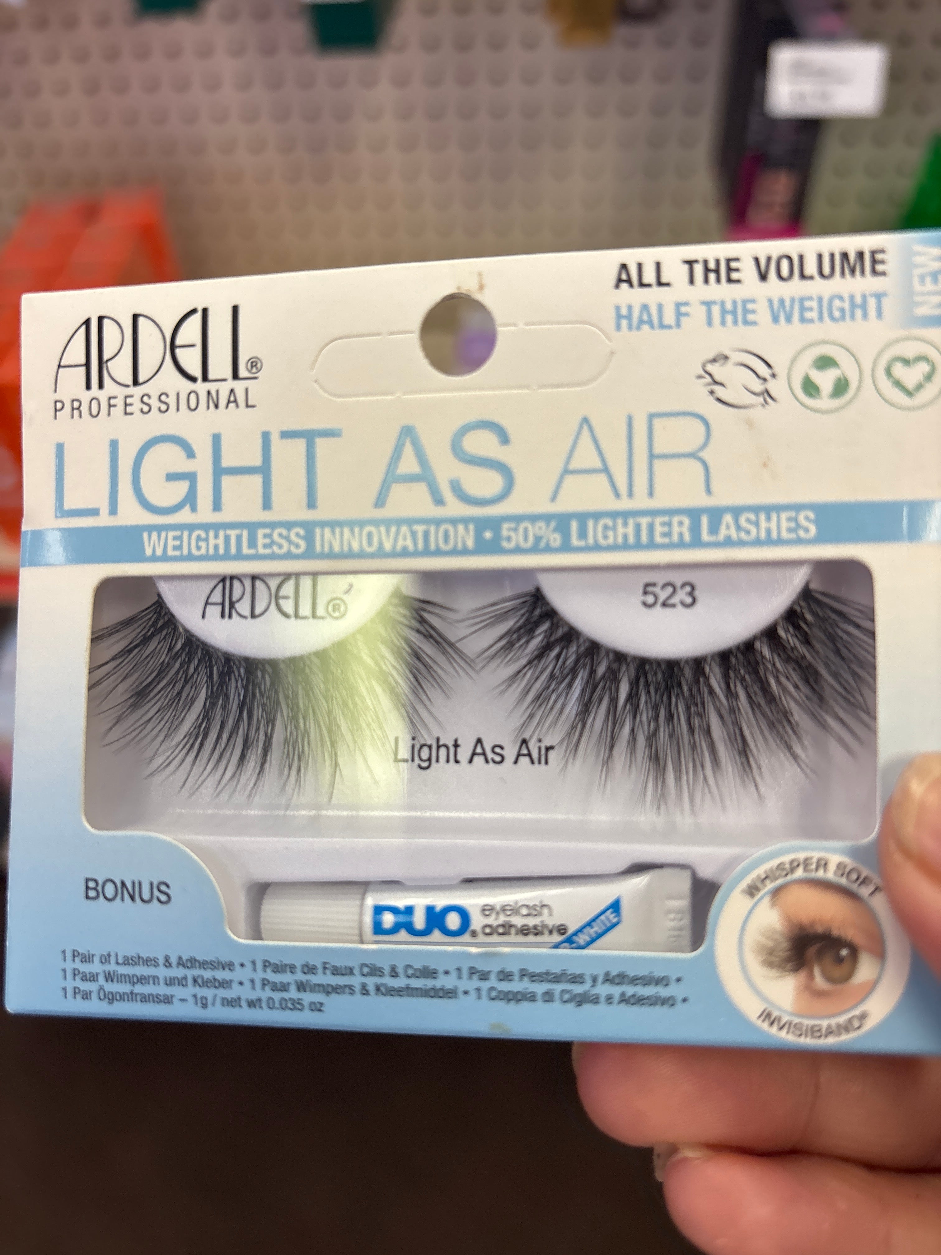 Ardell Light As Air False Eyelashes 523 – Lightweight Natural Lashes with Adhesive (Beginner Friendly)