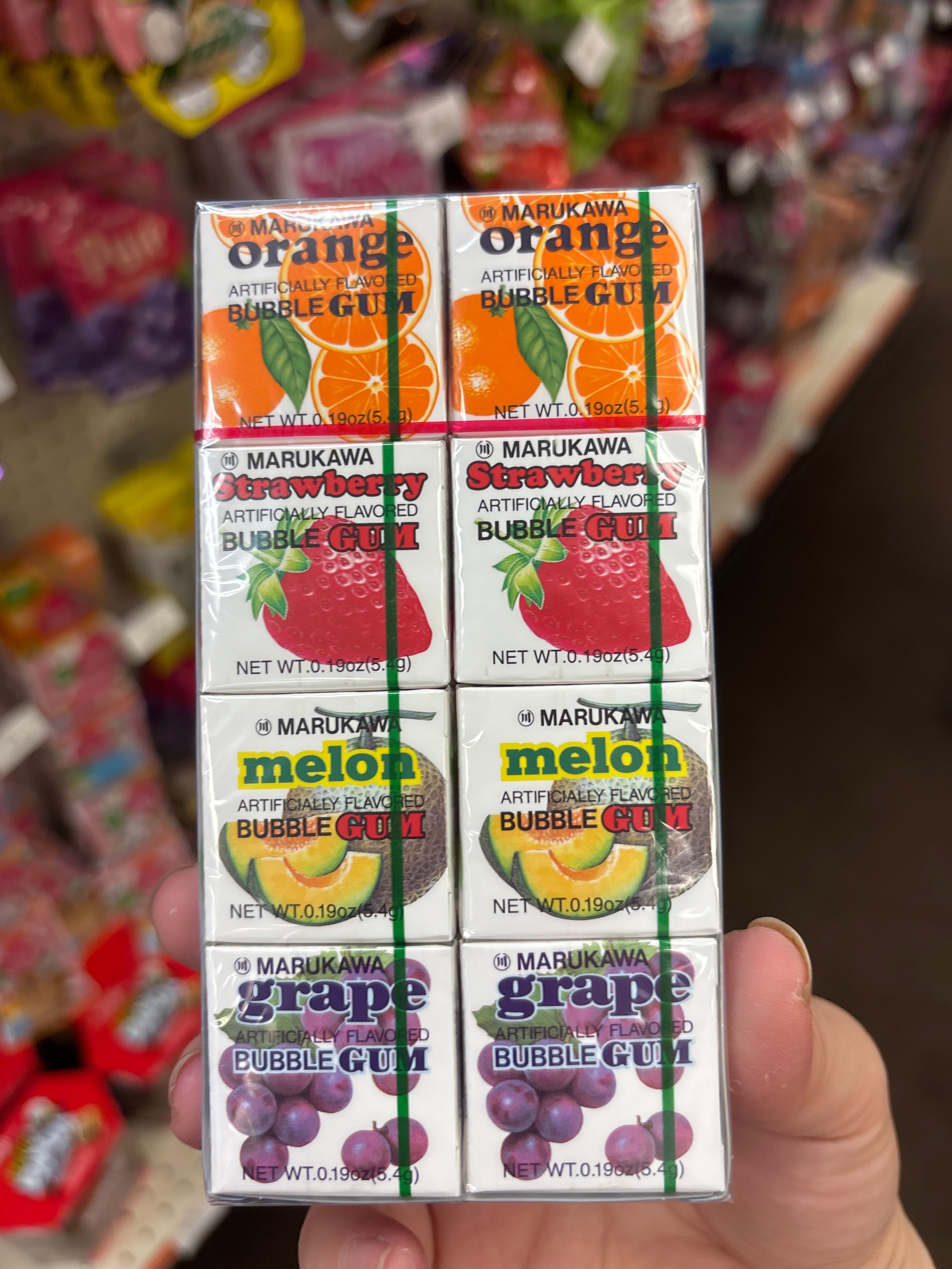 Multi flavored bubble gum